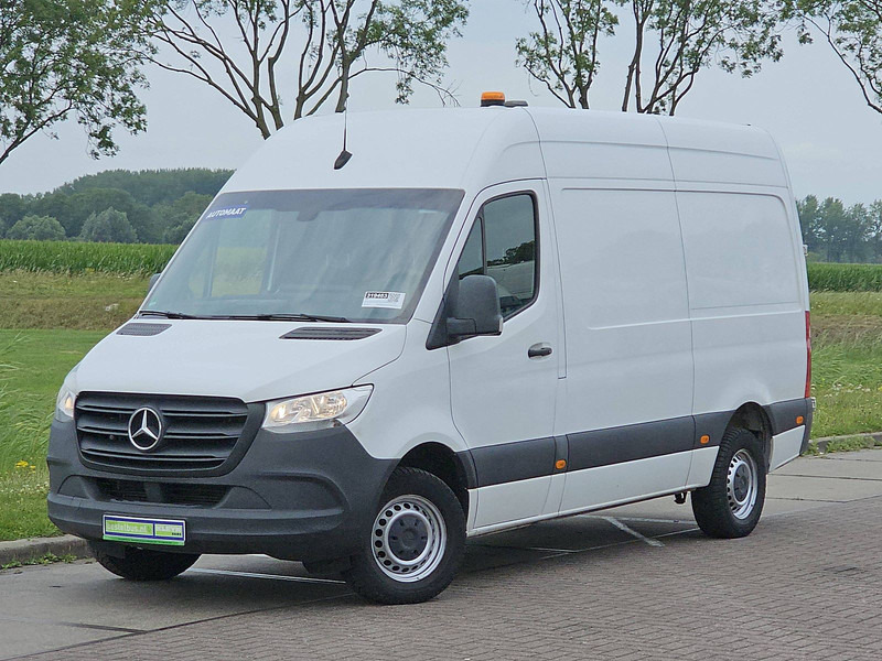 Mercedes-Benz Sprinter 319 L2H2 V6 3.5t-Trekh. - 无侧窗厢式货车:图2 Mercedes-Benz Sprinter 319 L2H2 V6 3.5t-Trekh. - 无侧窗厢式货车:图2