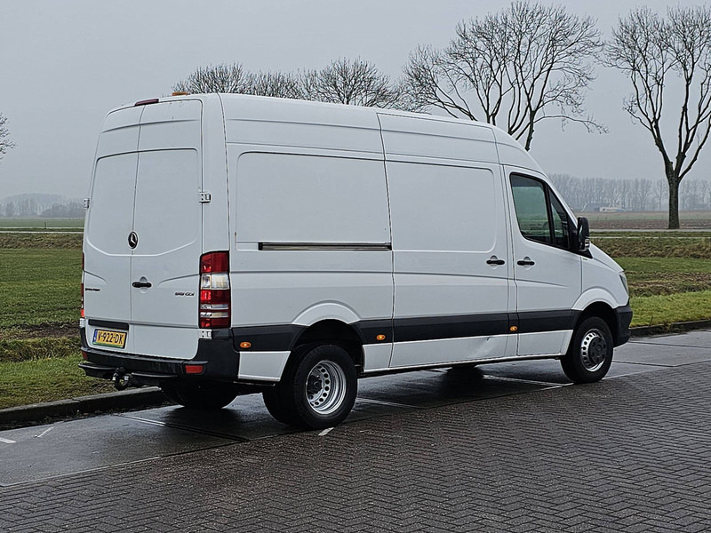 Mercedes-Benz Sprinter 519 V6 3.0 LTR EURO6 - 无侧窗厢式货车:图3 Mercedes-Benz Sprinter 519 V6 3.0 LTR EURO6 - 无侧窗厢式货车:图3