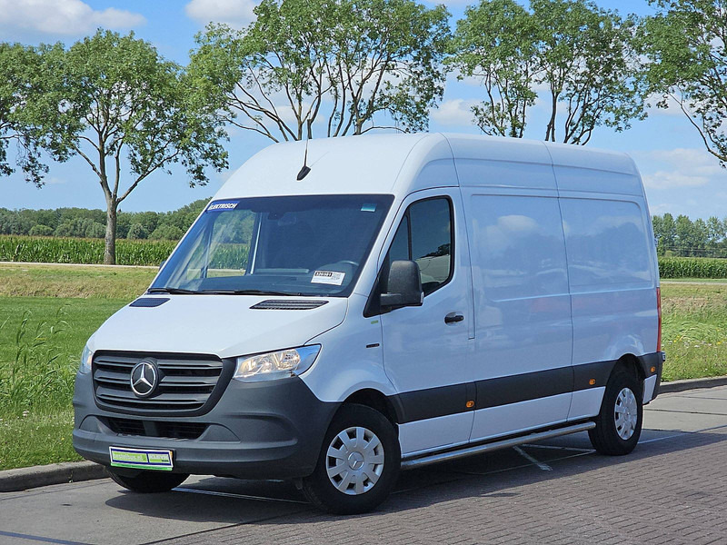 Mercedes-Benz eSprinter L2H2 35 KWH - 无侧窗厢式货车, 电动小型货车:图2 Mercedes-Benz eSprinter L2H2 35 KWH - 无侧窗厢式货车, 电动小型货车:图2