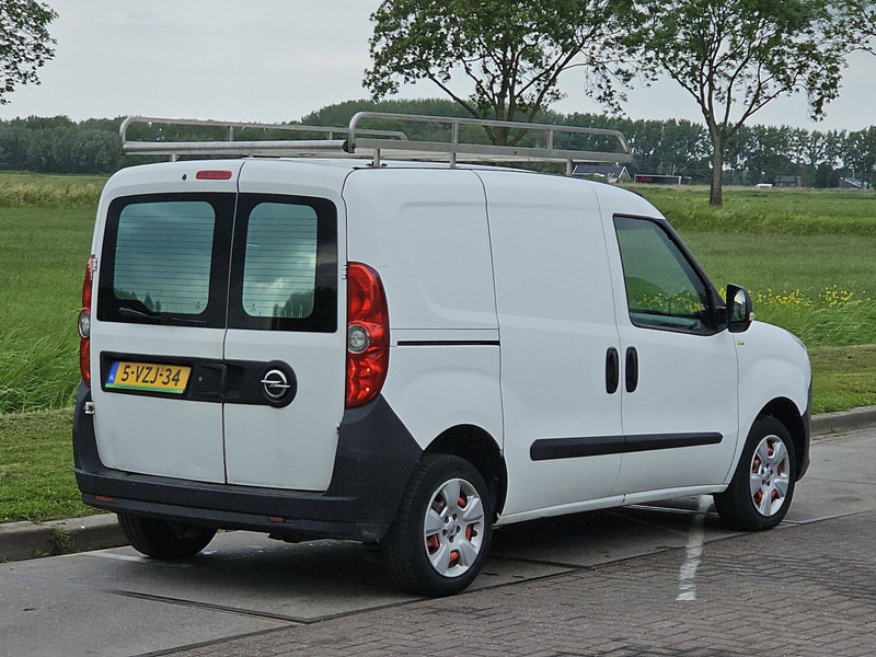 Opel Combo 1.3 - 紧凑型面包车:图3 Opel Combo 1.3 - 紧凑型面包车:图3
