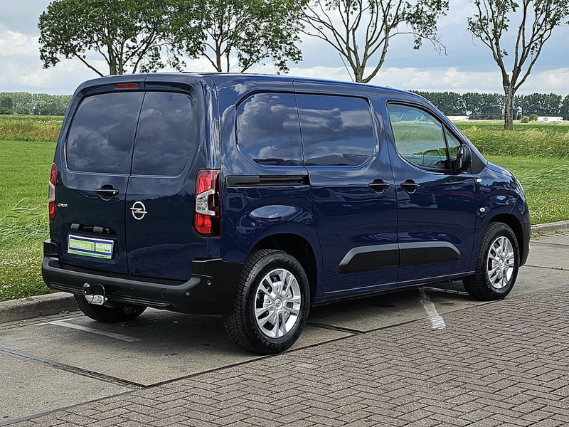 Opel Combo 1.5 L1 Navi PDC Trekhaak - 紧凑型面包车:图3 Opel Combo 1.5 L1 Navi PDC Trekhaak - 紧凑型面包车:图3
