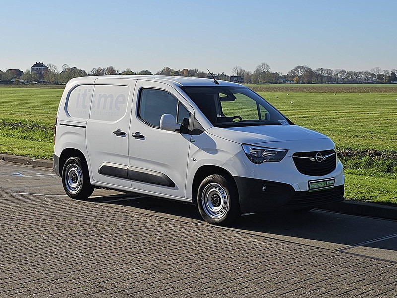 Opel Combo 1.6 D - 厢式货车:图5 Opel Combo 1.6 D - 厢式货车:图5