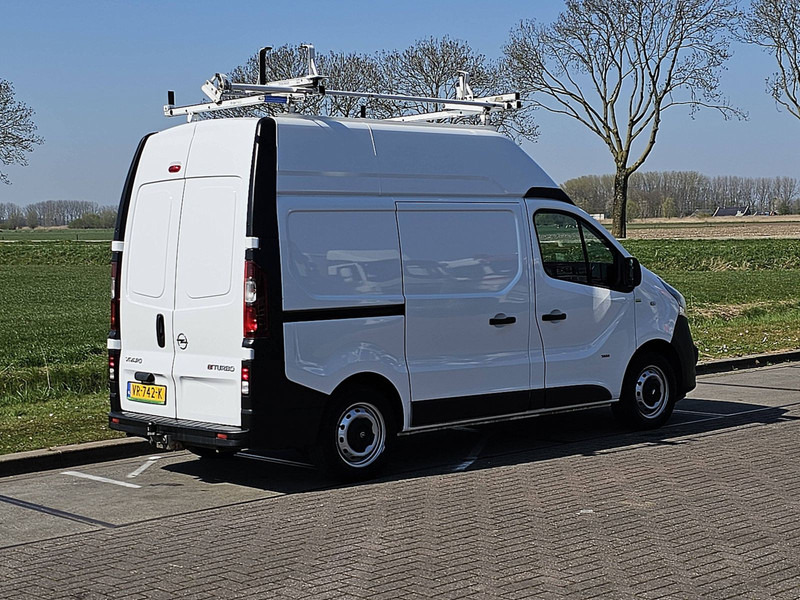 Opel Vivaro 1.6 ac 116 pk - 紧凑型面包车:图3 Opel Vivaro 1.6 ac 116 pk - 紧凑型面包车:图3