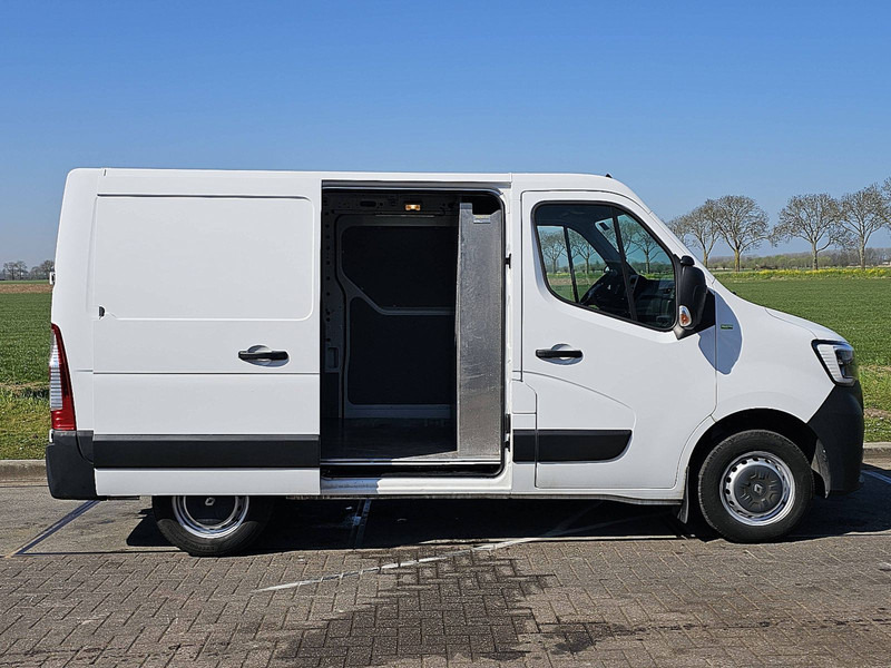 Interior photo 2: 紧凑型面包车 Renault Master 2.3 L1H1 2x-Zijdeur NAP