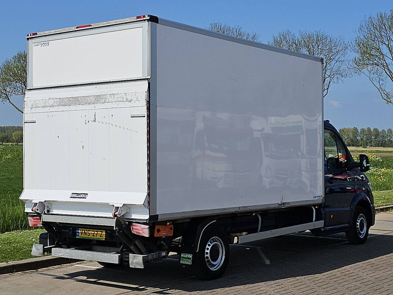Volkswagen Crafter 35 2.0 ac EURO6 - 厢式货车:图3 Volkswagen Crafter 35 2.0 ac EURO6 - 厢式货车:图3