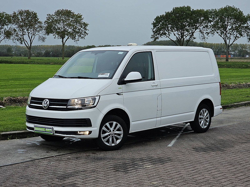Volkswagen Transporter 2.0 TDI 115 EDITION L1H1 - 紧凑型面包车:图2 Volkswagen Transporter 2.0 TDI 115 EDITION L1H1 - 紧凑型面包车:图2