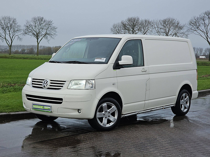 Volkswagen Transporter 2.5 TDI - 紧凑型面包车:图2 Volkswagen Transporter 2.5 TDI - 紧凑型面包车:图2