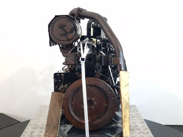 Yanmar 4TNE88-RCC1 Engine (Plant) - 发动机 适用于 建筑机械:图3 Yanmar 4TNE88-RCC1 Engine (Plant) - 发动机 适用于 建筑机械:图3