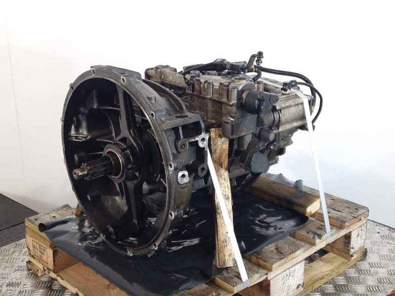 ZF Ecolite 6S800TO Renault Spec Gearbox - 变速箱:图1 ZF Ecolite 6S800TO Renault Spec Gearbox - 变速箱:图1