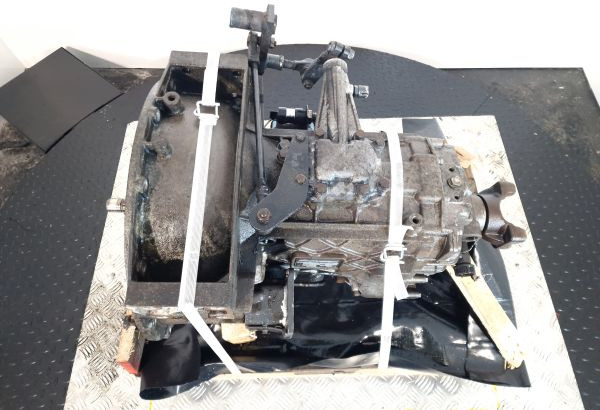 变速箱 ZF S5-42 Ecolite Gearbox：图10