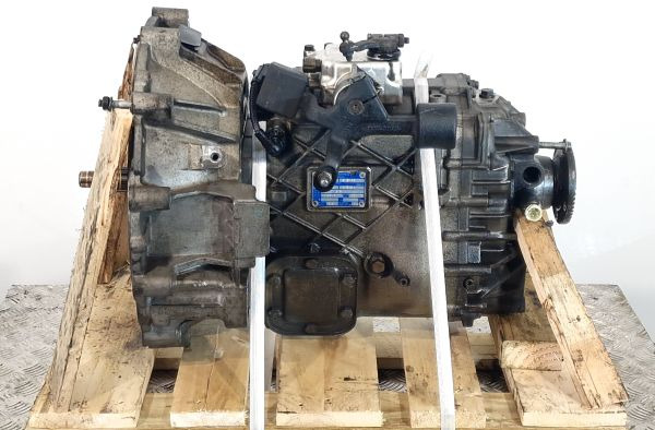 ZF S5-42 Ecolite Gearbox - 变速箱:图4 ZF S5-42 Ecolite Gearbox - 变速箱:图4