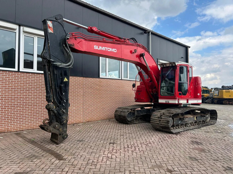 Case CX235C SR - 履带式挖掘机:图1 Case CX235C SR - 履带式挖掘机:图1