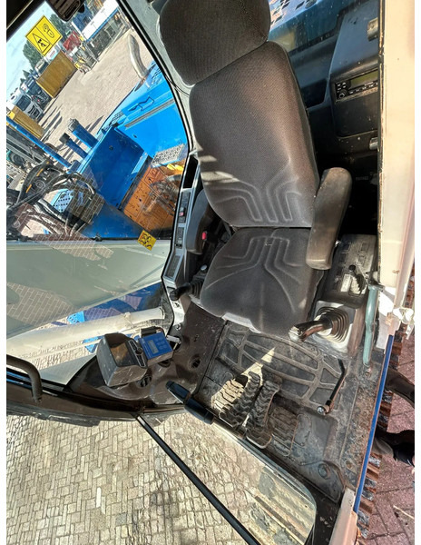 履带式挖掘机 Hyundai ROBEX145LCR-9A：图7