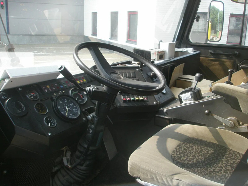 Liebherr LTM1040 - 全地形起重机:图5 Liebherr LTM1040 - 全地形起重机:图5