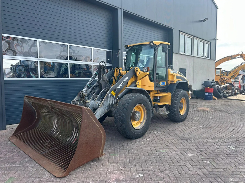 Volvo L45G - 轮式装载机:图1 Volvo L45G - 轮式装载机:图1