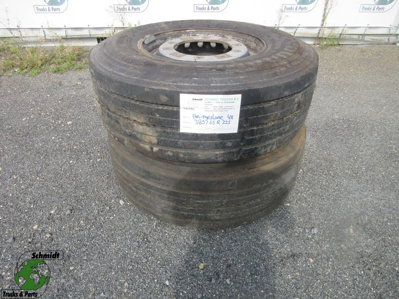 Bridgestone 385 / 65 R 22.5 OPLEGGER BANDEN MET STAAL WIEL - 轮胎 适用于 卡车:图1 Bridgestone 385 / 65 R 22.5 OPLEGGER BANDEN MET STAAL WIEL - 轮胎 适用于 卡车:图1