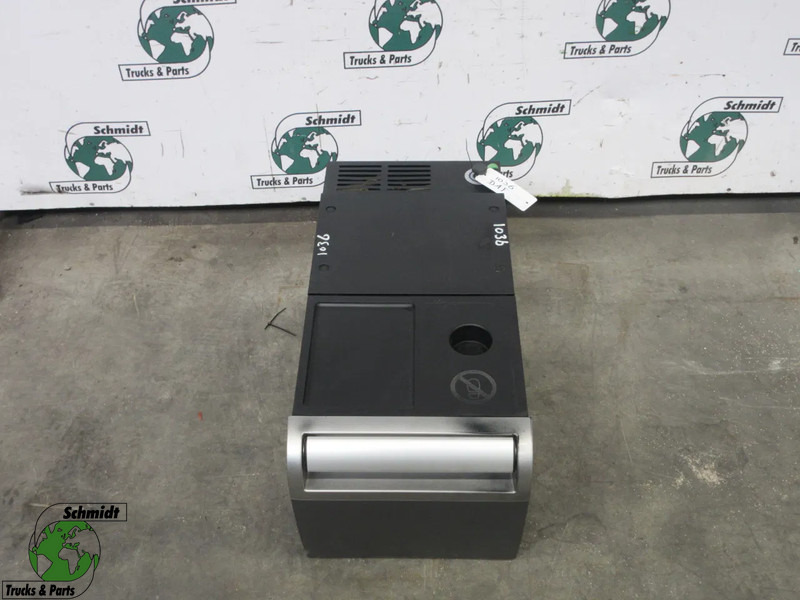 DAF 2019771 KOELKAST 40 LITER DAF XF 480 EURO 6 MODEL 2021 - 电气系统 适用于 卡车:图1 DAF 2019771 KOELKAST 40 LITER DAF XF 480 EURO 6 MODEL 2021 - 电气系统 适用于 卡车:图1