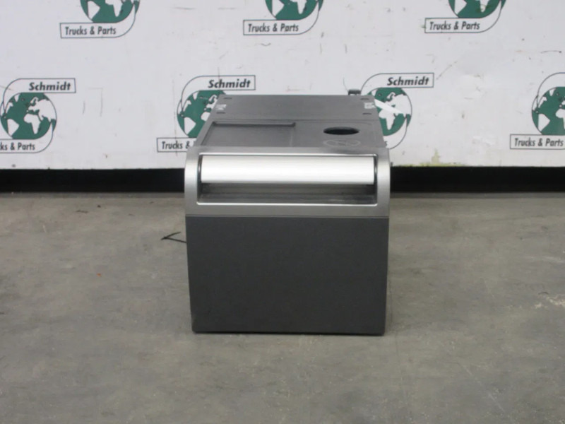 DAF 2019771 KOELKAST 40 LITER DAF XF 480 EURO 6 MODEL 2021 - 电气系统 适用于 卡车:图2 DAF 2019771 KOELKAST 40 LITER DAF XF 480 EURO 6 MODEL 2021 - 电气系统 适用于 卡车:图2