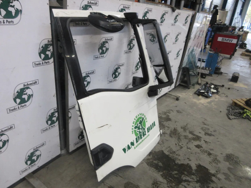 MAN 81.62600-4140 // 81.62600-4144 MAN TGS 18.430 MODEL 2023 RECHTS - 车门及其零件 适用于 卡车:图3 MAN 81.62600-4140 // 81.62600-4144 MAN TGS 18.430 MODEL 2023 RECHTS - 车门及其零件 适用于 卡车:图3