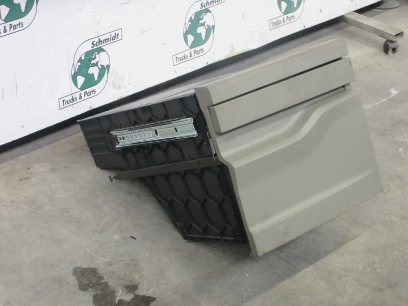 MAN 81.63910-6445 KOELKAST MAN 18.520 EURO 6 MODEL 2024 - 电气系统 适用于 卡车:图4 MAN 81.63910-6445 KOELKAST MAN 18.520 EURO 6 MODEL 2024 - 电气系统 适用于 卡车:图4