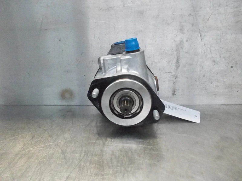 Mercedes-Benz A 960 460 02 80 STUURPOMP MERCEDES BENZ 1845 EURO 6 - 转向泵 适用于 卡车:图2 Mercedes-Benz A 960 460 02 80 STUURPOMP MERCEDES BENZ 1845 EURO 6 - 转向泵 适用于 卡车:图2