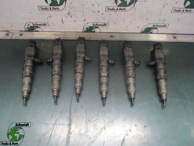 Mercedes-Benz ACTROS A 471 070 05 87 INJECTORS EURO 5 - 燃料过滤器 适用于 卡车:图1 Mercedes-Benz ACTROS A 471 070 05 87 INJECTORS EURO 5 - 燃料过滤器 适用于 卡车:图1