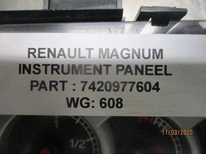 Renault MAGNUM 7420977604 INSTRUMENT PANEEL - 仪表板 适用于 卡车:图2 Renault MAGNUM 7420977604 INSTRUMENT PANEEL - 仪表板 适用于 卡车:图2
