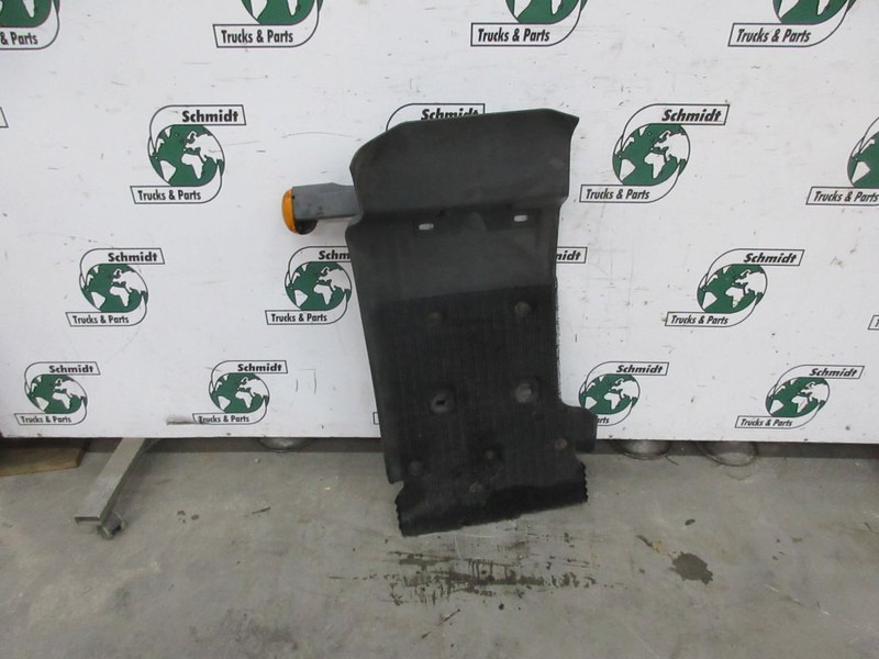 Volvo 20538016/20538016 SPATBORD R+L VOLVO FL 210 EURO 6 - 车身和外部 适用于 卡车:图4 Volvo 20538016/20538016 SPATBORD R+L VOLVO FL 210 EURO 6 - 车身和外部 适用于 卡车:图4