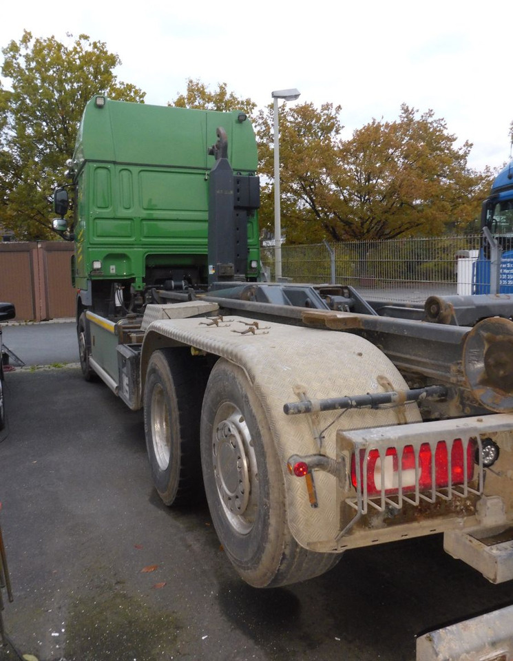 DAF XF 510 aus Werkverkehr 6 x 2 510PS Top-Zustan - 吊钩升降车:图5 DAF XF 510 aus Werkverkehr 6 x 2 510PS Top-Zustan - 吊钩升降车:图5