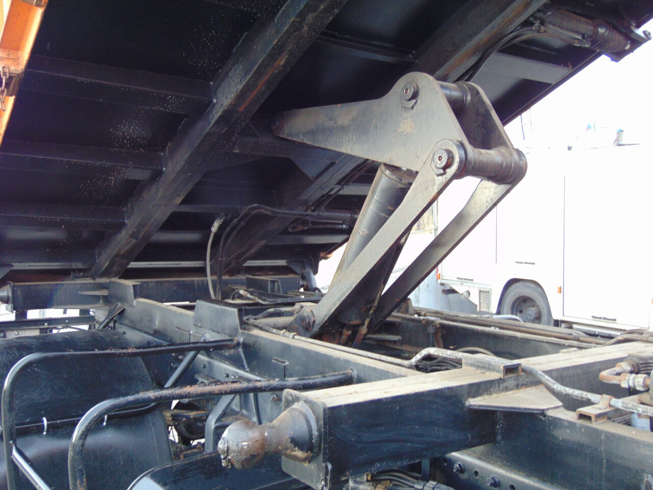 翻斗车 MAN 18-224 4x4 KIPER:图14 翻斗车 MAN 18-224 4x4 KIPER:图14