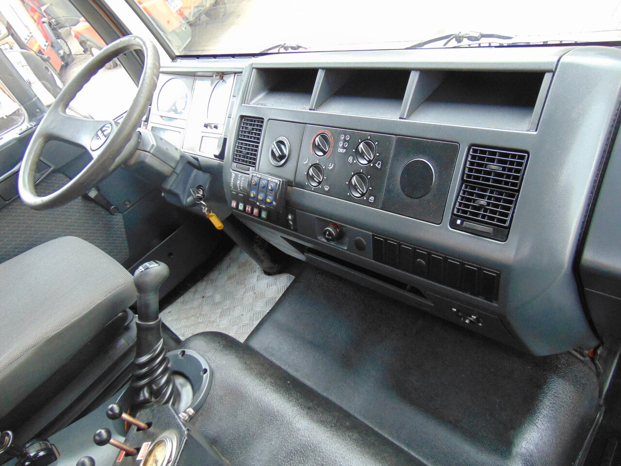 翻斗车 MAN 18-224 4x4 KIPER:图21 翻斗车 MAN 18-224 4x4 KIPER:图21