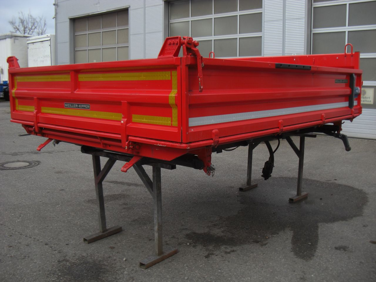 Meiller Kipper 3 Seiten Kipper - 翻斗车车身:图4 Meiller Kipper 3 Seiten Kipper - 翻斗车车身:图4