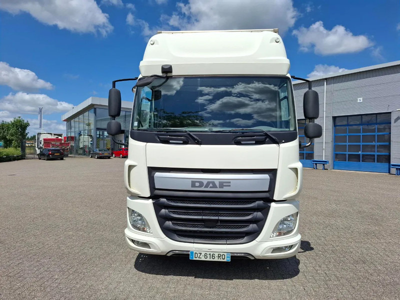 DAF CF 330 / VOLUME COMBI / THROUGH-LOADING SYSTEM / TUV:08-01-2026 / DEB / AIRCO / MANUAL / EURO-6 / 2016 租赁 DAF CF 330 / VOLUME COMBI / THROUGH-LOADING SYSTEM / TUV:08-01-2026 / DEB / AIRCO / MANUAL / EURO-6 / 2016：图7