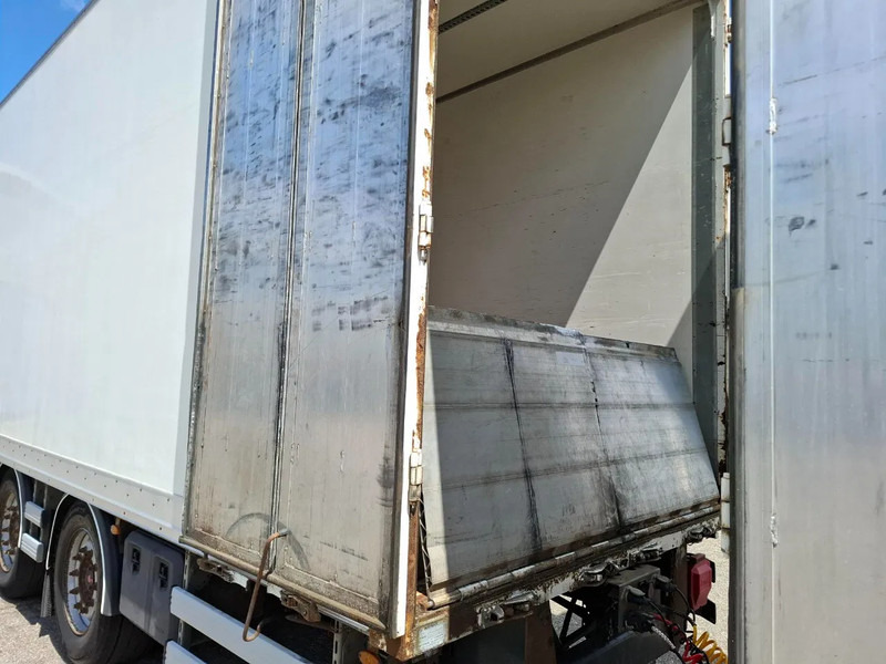DAF CF 330 / VOLUME COMBI / THROUGH-LOADING SYSTEM / TUV:08-01-2026 / DEB / AIRCO / MANUAL / EURO-6 / 2016 租赁 DAF CF 330 / VOLUME COMBI / THROUGH-LOADING SYSTEM / TUV:08-01-2026 / DEB / AIRCO / MANUAL / EURO-6 / 2016：图17