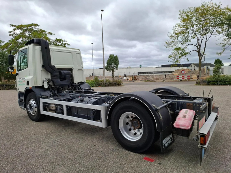 DAF CF75-250 / ADR / ONLY:320740 KM / PTO / INLINER / ALCOA / GOOD CONDITION / MANUAL / EURO-5 / 2011 - 驾驶室底盘卡车:图3 DAF CF75-250 / ADR / ONLY:320740 KM / PTO / INLINER / ALCOA / GOOD CONDITION / MANUAL / EURO-5 / 2011 - 驾驶室底盘卡车:图3