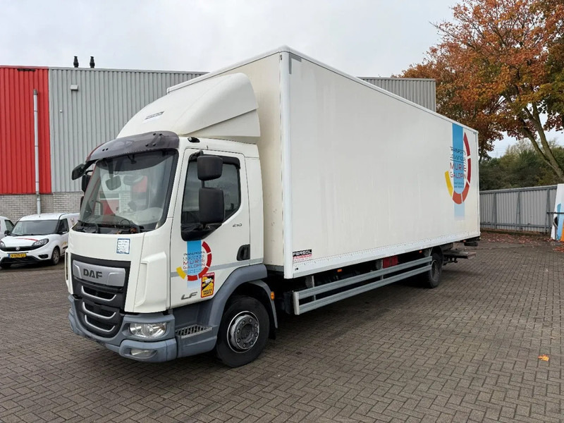 DAF LF210 / NICE CLEAN CLOSED BOX / PLATFORM 1500 KG / NO KEYS / AUTOMATIC / EURO-6 / 2019 - 厢式卡车:图1 DAF LF210 / NICE CLEAN CLOSED BOX / PLATFORM 1500 KG / NO KEYS / AUTOMATIC / EURO-6 / 2019 - 厢式卡车:图1