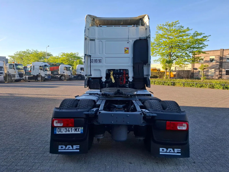 DAF XF106-460 / INTARDER / DEB / MANUAL / AIRCO / CLEAN TRUCK / EURO-6 / 2014 - 牵引车:图4 DAF XF106-460 / INTARDER / DEB / MANUAL / AIRCO / CLEAN TRUCK / EURO-6 / 2014 - 牵引车:图4
