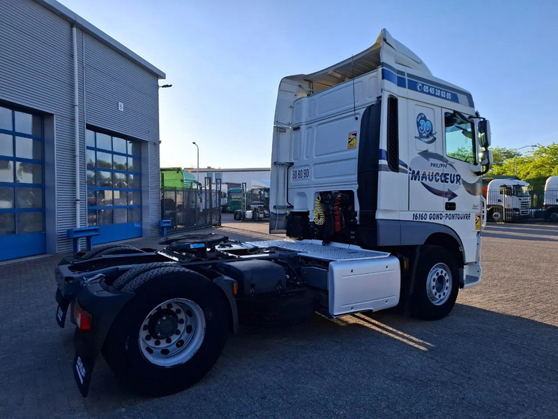 DAF XF106-460 / INTARDER / DEB / MANUAL / AIRCO / CLEAN TRUCK / EURO-6 / 2014 - 牵引车:图5 DAF XF106-460 / INTARDER / DEB / MANUAL / AIRCO / CLEAN TRUCK / EURO-6 / 2014 - 牵引车:图5