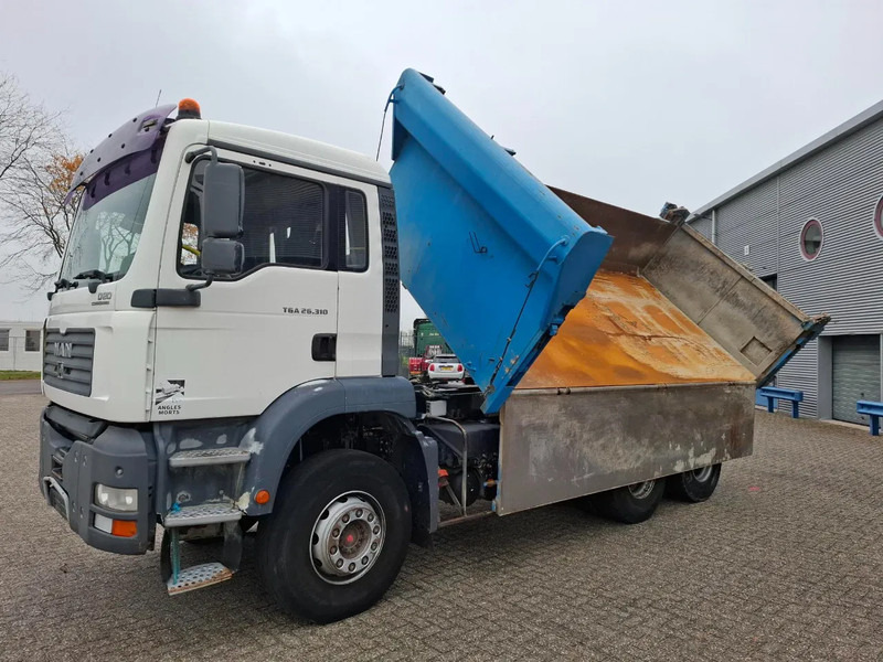 MAN TGA 26.310 / 6X4 / 2XBIG AXLE / 2SIDE TIPPER / ONLY:545423 KM / TUV:06-05-2026 / FULL-STEEL / AIRCO / MANUAL / EURO-4 / 2005 - 翻斗车:图2 MAN TGA 26.310 / 6X4 / 2XBIG AXLE / 2SIDE TIPPER / ONLY:545423 KM / TUV:06-05-2026 / FULL-STEEL / AIRCO / MANUAL / EURO-4 / 2005 - 翻斗车:图2