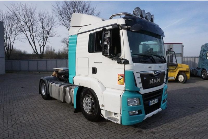 MAN TGS18.500 / AUTOMATIC / RETARDER / LOW ROOF / FULL AIR / NO DOCUMENTS / EURO-6 / 2019 - 牵引车:图2 MAN TGS18.500 / AUTOMATIC / RETARDER / LOW ROOF / FULL AIR / NO DOCUMENTS / EURO-6 / 2019 - 牵引车:图2