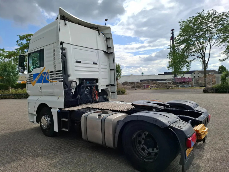 MAN TGX 18.440 / NL TRUCK / TUV:20-02-2026 / DOUBLE TANK / NAVI / FRIDGE / MICROWAVE / ACC / LWDS / AUTOMATIC / EURO-6 / 2016 - 牵引车:图3 MAN TGX 18.440 / NL TRUCK / TUV:20-02-2026 / DOUBLE TANK / NAVI / FRIDGE / MICROWAVE / ACC / LWDS / AUTOMATIC / EURO-6 / 2016 - 牵引车:图3
