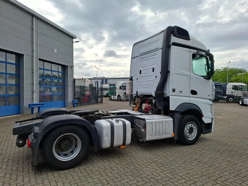 Mercedes-Benz Actros 1945 / DOUBLE TANK / ONLY:508736 KM / 2XBED / FRIDGE / AUTOMATIC / EURO-6 / 2015 - 牵引车:图5 Mercedes-Benz Actros 1945 / DOUBLE TANK / ONLY:508736 KM / 2XBED / FRIDGE / AUTOMATIC / EURO-6 / 2015 - 牵引车:图5