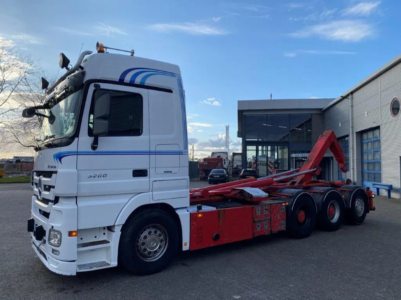 Mercedes-Benz Actros 3260 V8 / 15,9L / 8X4 / BIG AXLE / PALFINGER T26 HOOKLIFT / LIFT+LENKACHSE / FULL-AIR / AIRCO / AUTOMATIC / EURO-5 / 2013 - 吊钩升降车:图2 Mercedes-Benz Actros 3260 V8 / 15,9L / 8X4 / BIG AXLE / PALFINGER T26 HOOKLIFT / LIFT+LENKACHSE / FULL-AIR / AIRCO / AUTOMATIC / EURO-5 / 2013 - 吊钩升降车:图2