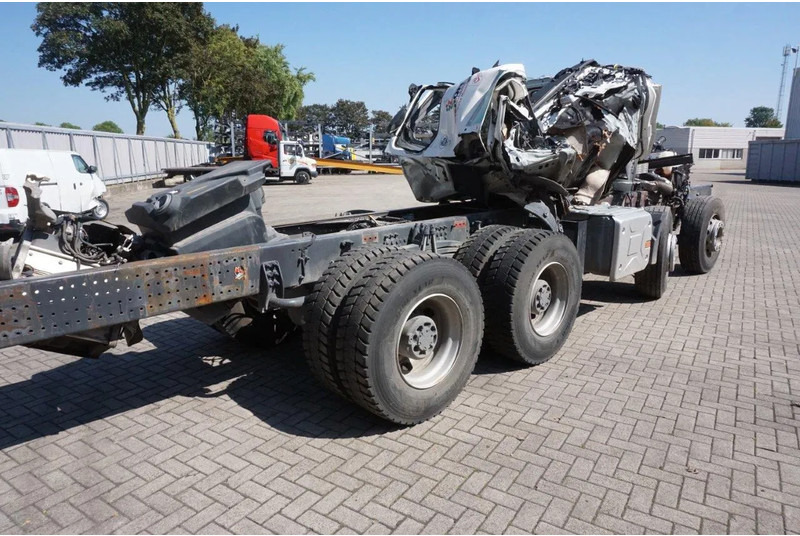 Renault C460 / 8X4 / BIG AXLE / FULL STEEL / 2 X LENKACHSE / EURO-6 / 2022 - 驾驶室底盘卡车:图4 Renault C460 / 8X4 / BIG AXLE / FULL STEEL / 2 X LENKACHSE / EURO-6 / 2022 - 驾驶室底盘卡车:图4