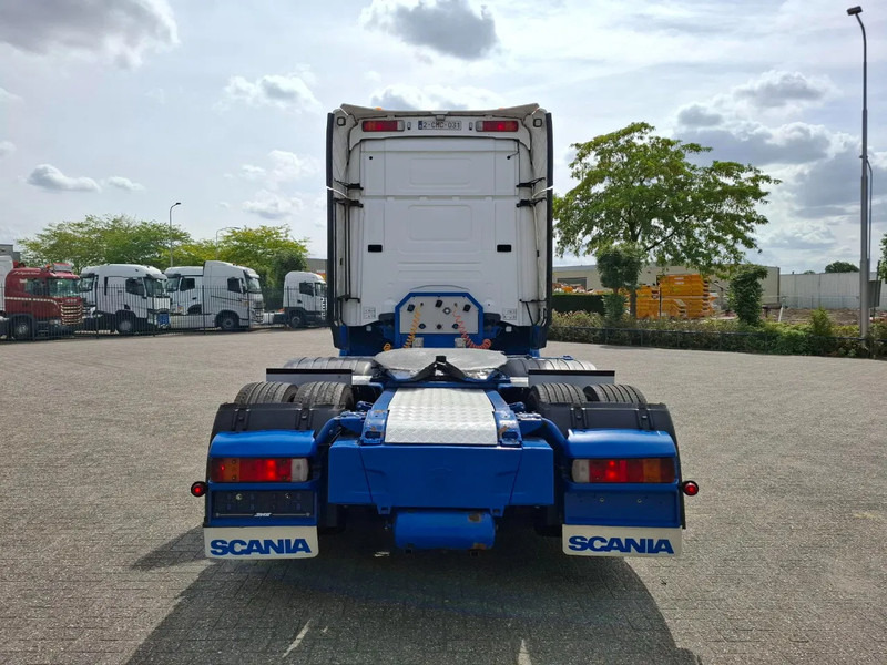 Scania R560 V8 / BOOGIE / HYDRAULICS / FULL-AIR / AUTOMATIC / EURO-5 / 2012 - 牵引车:图4 Scania R560 V8 / BOOGIE / HYDRAULICS / FULL-AIR / AUTOMATIC / EURO-5 / 2012 - 牵引车:图4