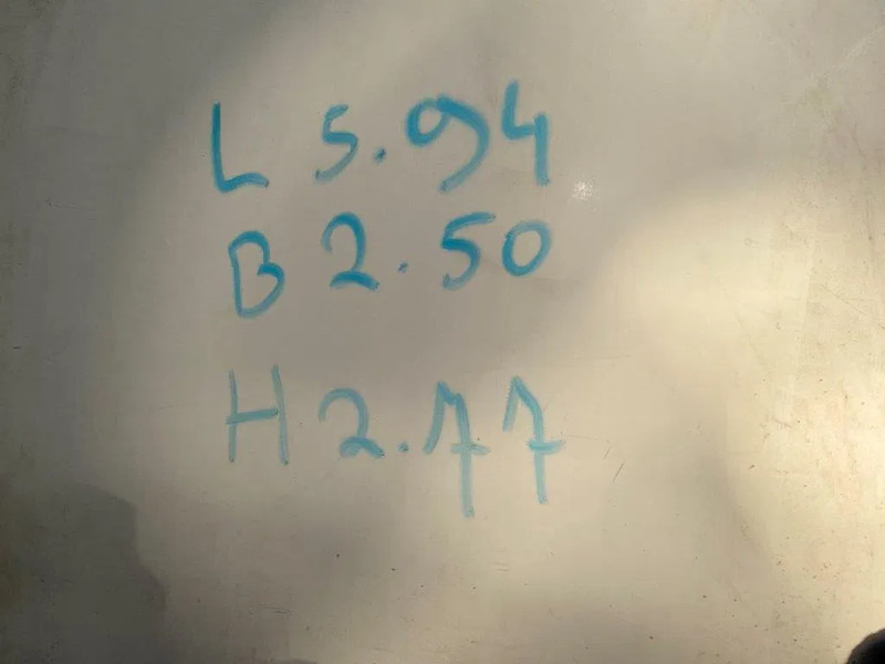 冷藏拖车 Tracon UDEN TM.180 / NL TRAILER / THROUGH-LOADING SYSTEM / ISOLATED / ALCOA / PLATFORM 2000 KG / 2003:图6 冷藏拖车 Tracon UDEN TM.180 / NL TRAILER / THROUGH-LOADING SYSTEM / ISOLATED / ALCOA / PLATFORM 2000 KG / 2003:图6