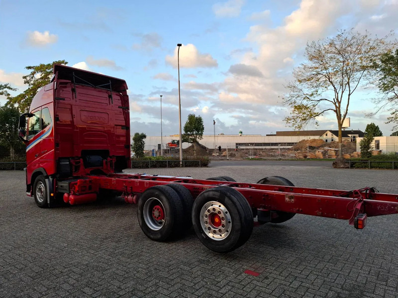 Volvo FH16-750 / BIG AXLE / VEB+ / ONLY:679711 KM / DYNAMIC STEERING / NAVI / LWDS / FULL-AIR / AUTOMATIC / EURO-6 / 2018 - 驾驶室底盘卡车:图3 Volvo FH16-750 / BIG AXLE / VEB+ / ONLY:679711 KM / DYNAMIC STEERING / NAVI / LWDS / FULL-AIR / AUTOMATIC / EURO-6 / 2018 - 驾驶室底盘卡车:图3