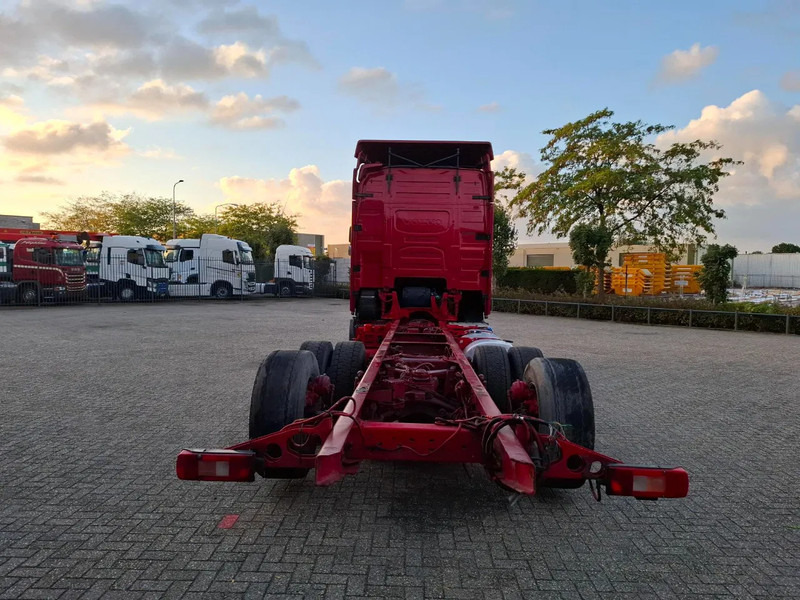 Volvo FH16-750 / BIG AXLE / VEB+ / ONLY:679711 KM / DYNAMIC STEERING / NAVI / LWDS / FULL-AIR / AUTOMATIC / EURO-6 / 2018 - 驾驶室底盘卡车:图4 Volvo FH16-750 / BIG AXLE / VEB+ / ONLY:679711 KM / DYNAMIC STEERING / NAVI / LWDS / FULL-AIR / AUTOMATIC / EURO-6 / 2018 - 驾驶室底盘卡车:图4