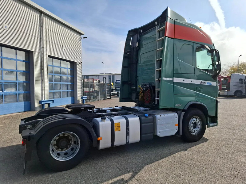 Volvo FH4-460 / VEB+ / DOUBLE TANK / FRIDGE / AIRCO / AUTOMATIC / EURO-6 / 2014 - 牵引车:图5 Volvo FH4-460 / VEB+ / DOUBLE TANK / FRIDGE / AIRCO / AUTOMATIC / EURO-6 / 2014 - 牵引车:图5