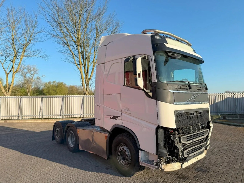 Volvo FH4-500 / ENGINE RUNNING / HYDRAULICS / VEB+ / LWDS / LIFT AXLE / AUTOMATIC / EURO-6 / 2014 - 牵引车:图2 Volvo FH4-500 / ENGINE RUNNING / HYDRAULICS / VEB+ / LWDS / LIFT AXLE / AUTOMATIC / EURO-6 / 2014 - 牵引车:图2